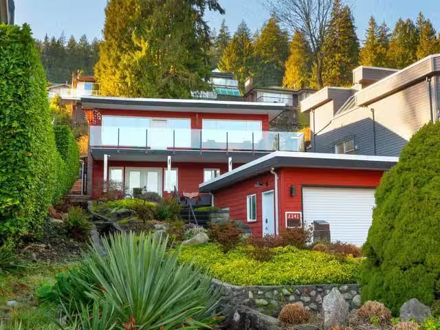 House for sale in North Vancouver, North Vancouver, 2341 Panor.