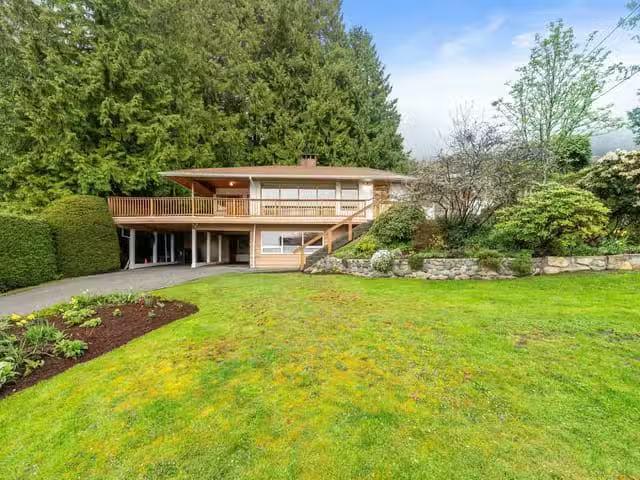 House for sale in North Vancouver, North Vancouver, 234 Rondov.