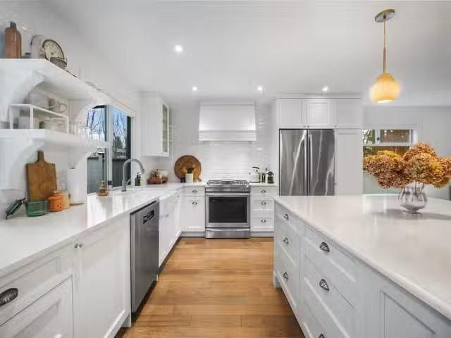 House for sale in North Vancouver, North Vancouver, 3558 Everg.