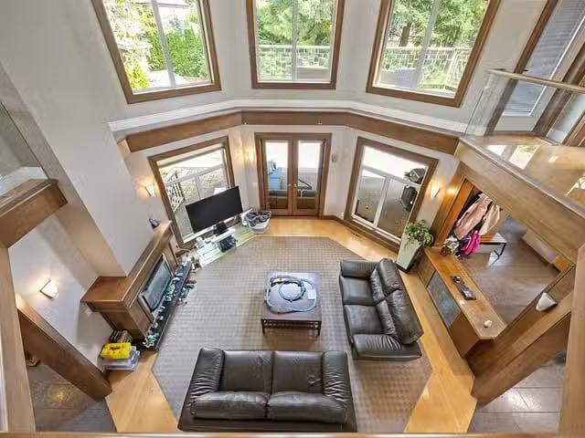 House for sale in North Vancouver, North Vancouver, 3582 Edgem.