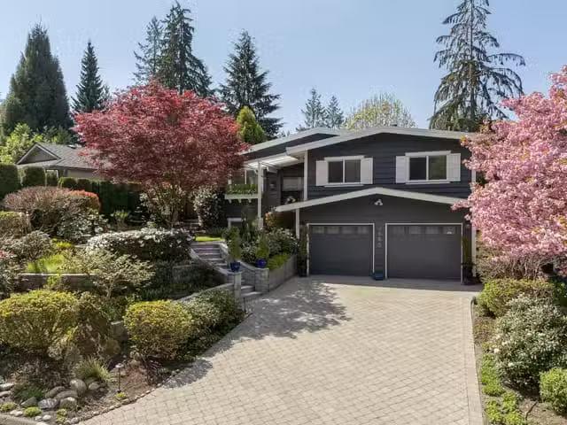 House for sale in North Vancouver, North Vancouver, 3665 Ruthe.