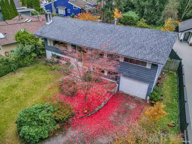 House for sale in North Vancouver, North Vancouver, 4578 Capil.