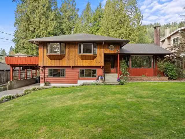 House for sale in North Vancouver, North Vancouver, 4589 Ramsa.