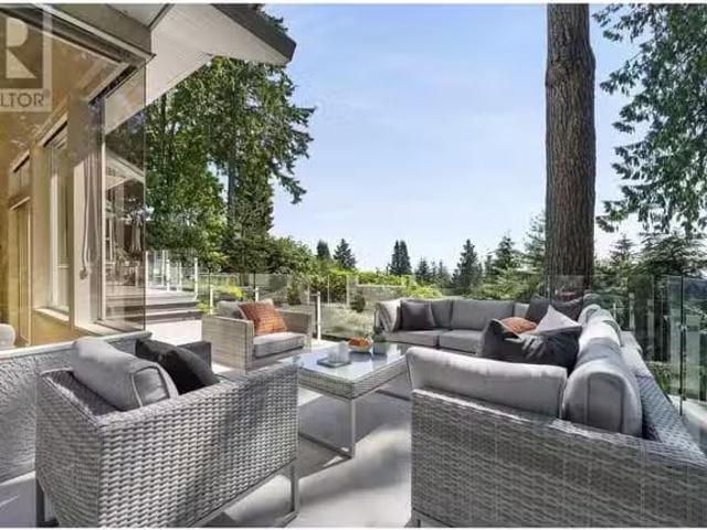 House for sale in North Vancouver, North Vancouver, 463 Ventur.