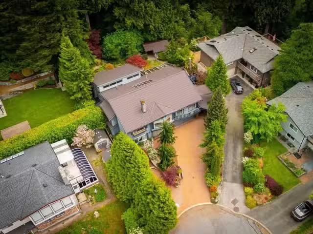 House for sale in North Vancouver, North Vancouver, 4786 Armou.