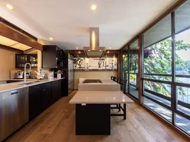 House for sale in North Vancouver, North Vancouver, 4885 Cove.