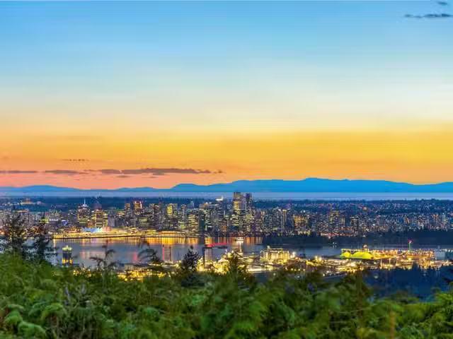 House for sale in North Vancouver, North Vancouver, 403 Newdal.