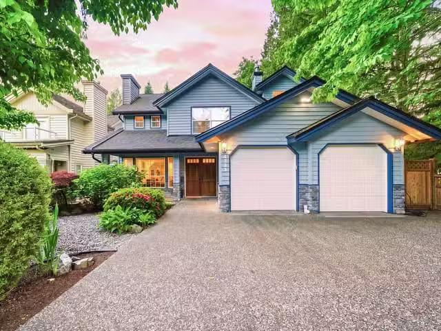 House for sale in North Vancouver, North Vancouver, 4383 Cove.