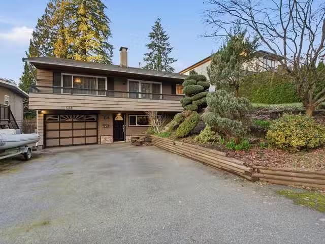 House for sale in North Vancouver, North Vancouver, 532 W 23 S.