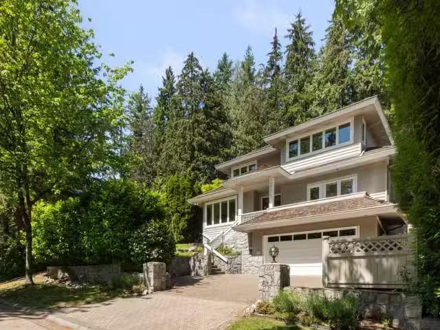 House for sale in North Vancouver, North Vancouver, 772 Regal.