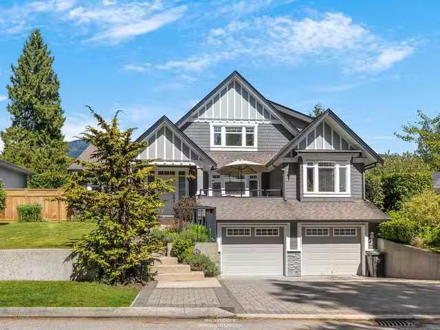 House for sale in North Vancouver, North Vancouver, 938 Beaumo.