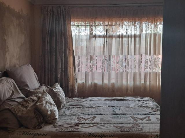 House For Sale in Orange Farm