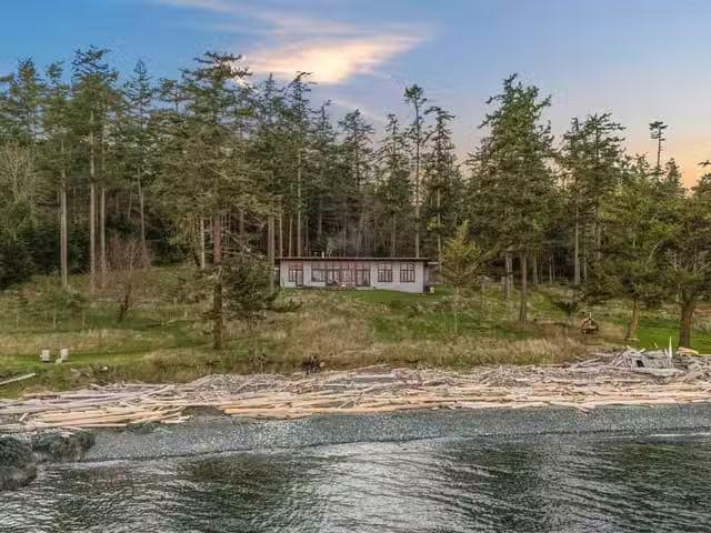 House for sale in Other, 489 Arbutus Spur, 263126116