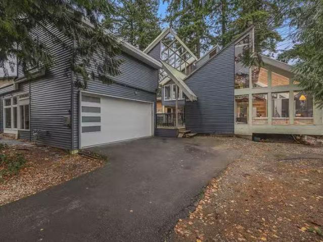 House for sale in Panorama Ridge, Surrey, Surrey, 5730 132a St.