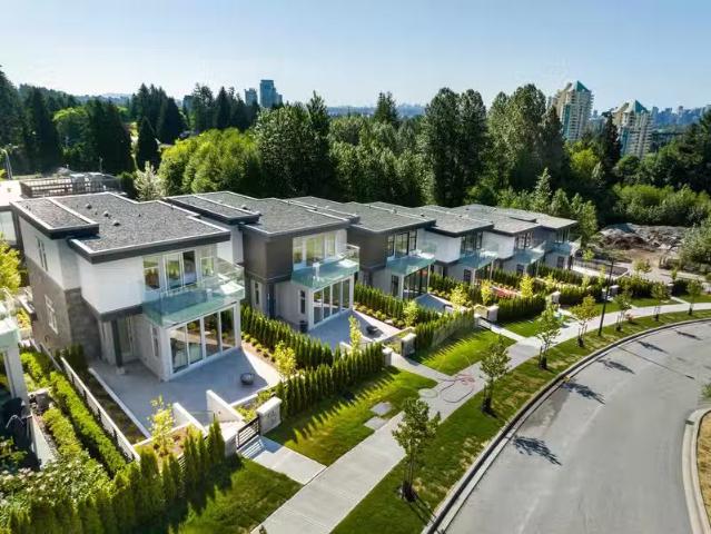 House for sale in Park Royal, West Vancouver, West Vancouver.