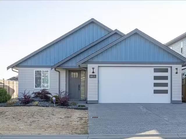 House for sale in Parksville, 261 Dunbar Way, 1038916
