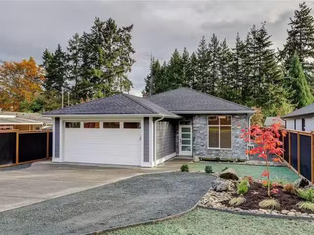 House for sale in Parksville, 428 Craig St, 1039037
