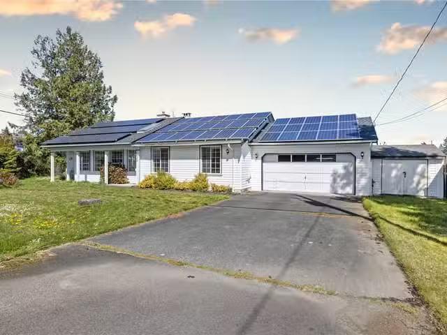 House for sale in Parksville, 625 Forsyth Ave, 1028588