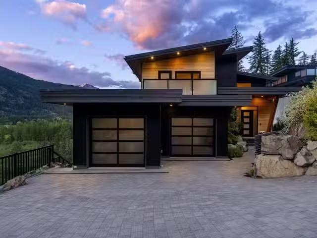 House for sale in Pemberton, Pemberton, 1305 Eagle Drive, 2631.