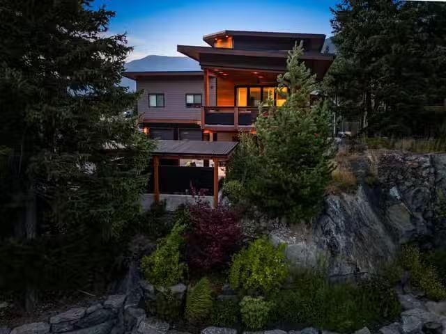 House for sale in Pemberton, Pemberton, 7456 Dogwood Street, 2.