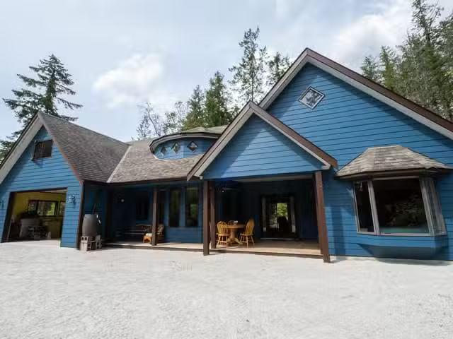 House for sale in Pender Harbour, Sunshine Coast, 11832 Sunshi.