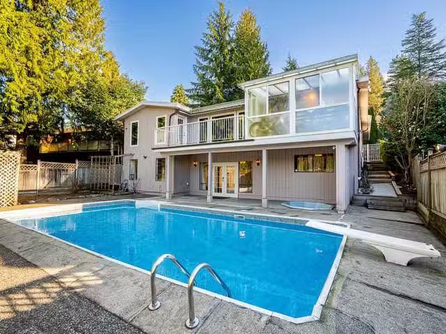 House for sale in Port Moody, Port Moody, 148 Roe Drive, 26312.