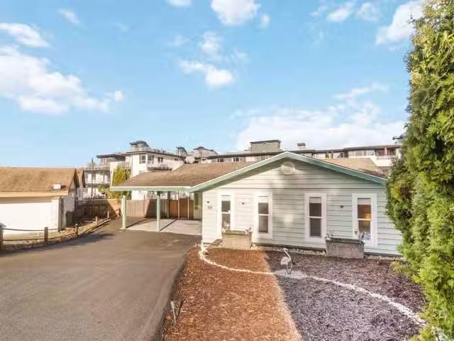 House for sale in Port Moody, Port Moody, 171 Edward Crescent.