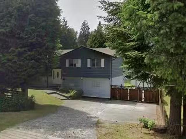 House for sale in Port Moody, Port Moody, 3370 Viewmount Drive.