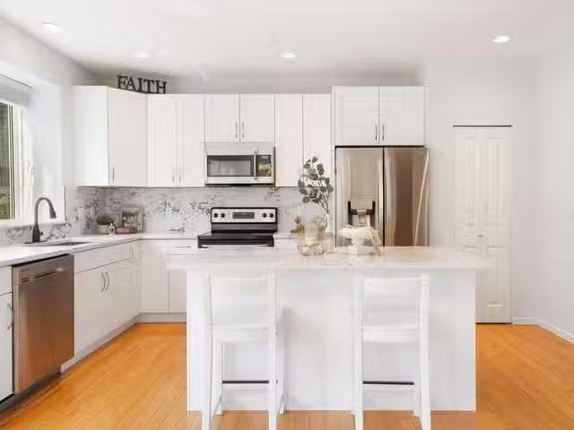 House for sale in Port Moody, Port Moody, 513 Forest Parkway.