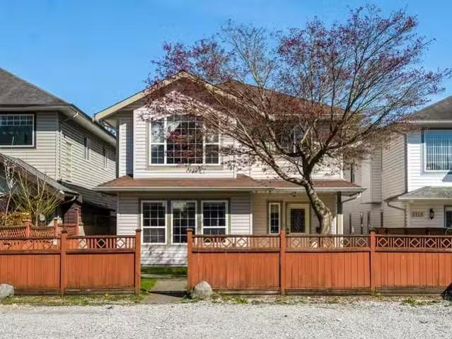 House for sale in Port Coquitlam, Port Coquitlam, 3156 Jervis.