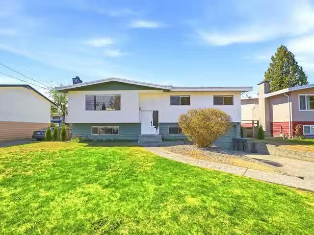House for sale in Port Coquitlam, Port Coquitlam, 3561 York St.