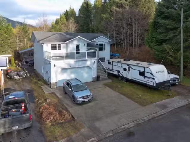 House for sale in Port Edward, Prince Rupert, 915 Jubilee Driv.