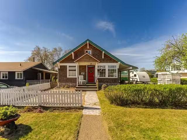 House for sale in Prince George, PG City Central, 1787 7th Ave.