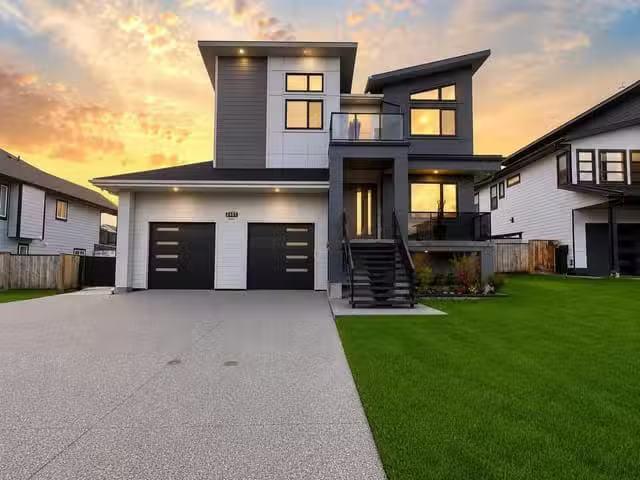 House for sale in Prince George, PG City South West, 2485 Rowe.