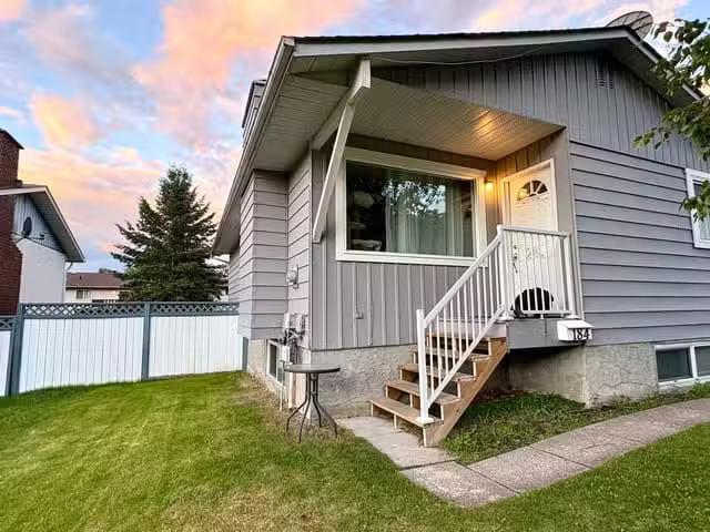 House for sale in Prince George, PG City West, 184 Thacker Cre.