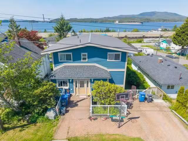 House for sale in Prince Rupert, Prince Rupert, 1208 Beach Pla.