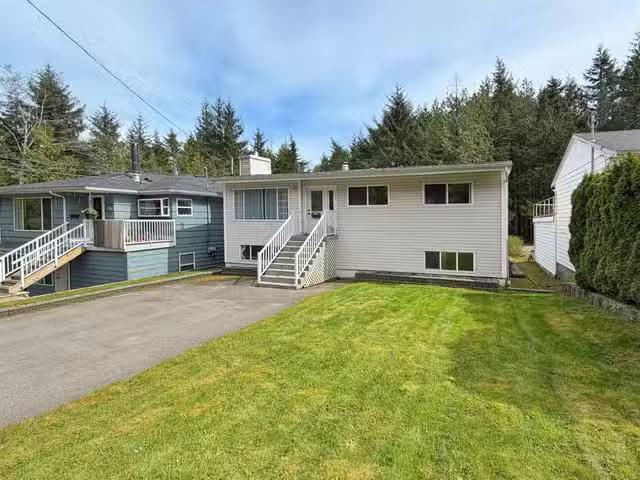 House for sale in Prince Rupert, Prince Rupert, 718 E 11th Ave.