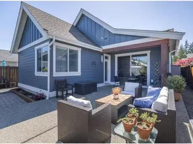 House for sale in Qualicum Beach, 749 West Ridge Way, 1034211