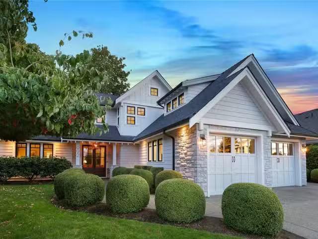 House for sale in Qualicum Beach, 992 Bluffs Dr, 1030380