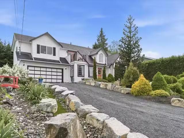 House for sale in Qualicum Beach, 120 Hornby Pl, 1037246