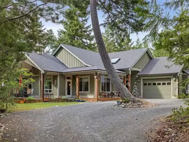 House for sale in Qualicum Beach, 1703 Peligren Pl, 1034548