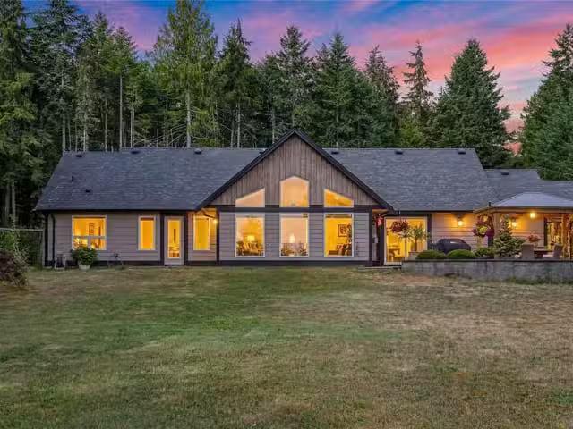 House for sale in Qualicum Beach, 1737 Galvin Pl, 1037353