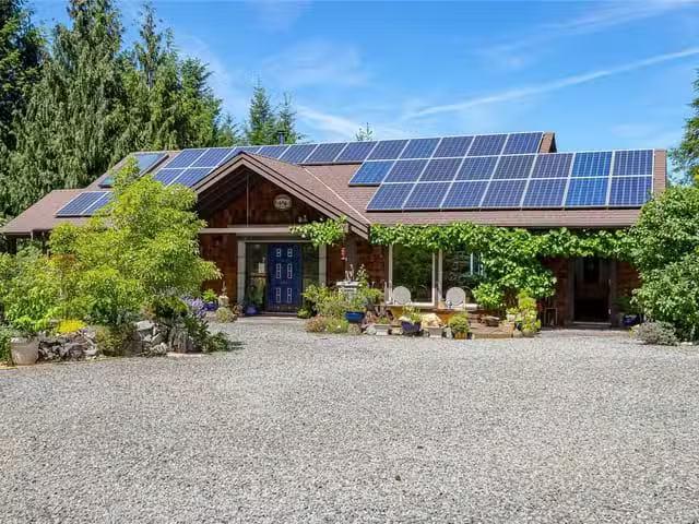 House for sale in Qualicum Beach, 1860 Ashling Rd, 1036612