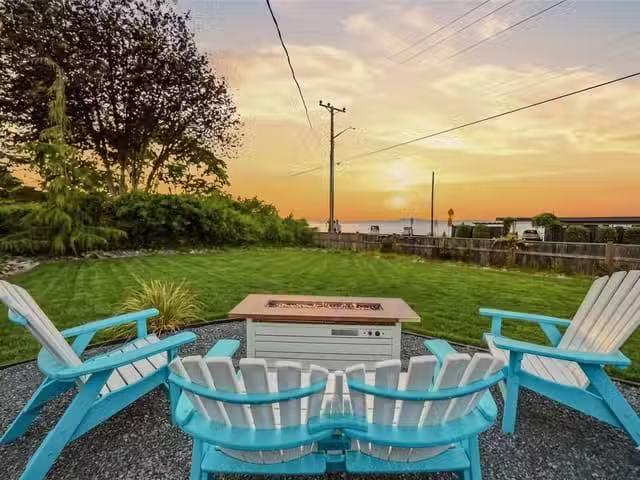 House for sale in Qualicum Beach, 221 Elizabeth Ave, 1038153