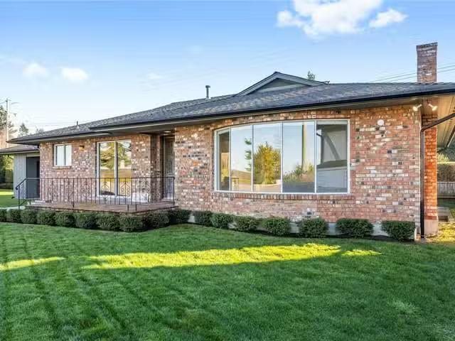 House for sale in Qualicum Beach, 245 Elizabeth Ave, 1034494