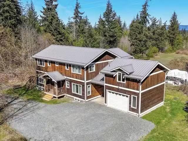 House for sale in Qualicum Beach, 2835 Olympic Rd, 1032175
