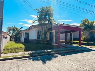 House for sale in Quintas del Pacífico, Puerto Caimito