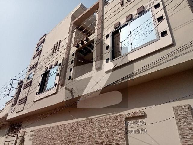 House For sale in Rahim yar khan Allama Iqbal Town