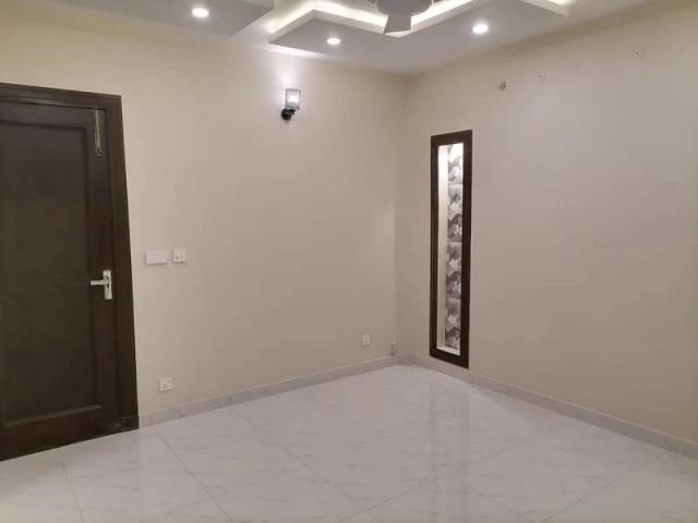 House For sale In Rawalpindi Bahria town ID 79018