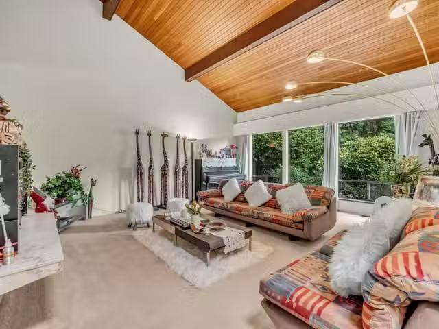 House for sale in Richmond, Richmond, 4200 Coventry Drive, 263.